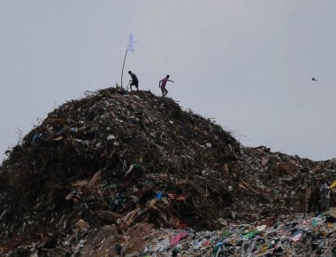 Σρι Λάνκα: Στους 29 οι νεκροί από κατάρρευση χωματερής - Αυξήθηκαν και οι αγνοούμενοι (φωτό)